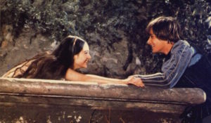 Romeo and Juliet profess their love for each other over Juliet's balcony (Romeo and Juliet, 1968)